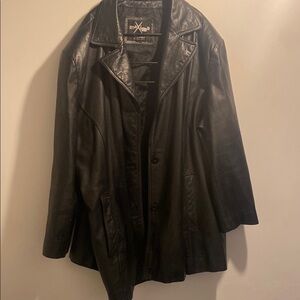 Maxima Wilson’s Women's Black Leather Jacket 2xl